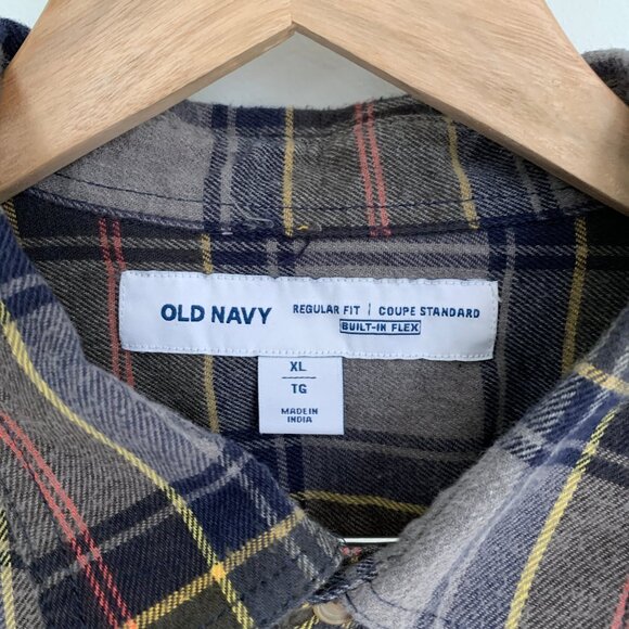 Old Navy Regular-Fit Built-In Flex Plaid Flannel Shirt XL - Picture 4 of 5
